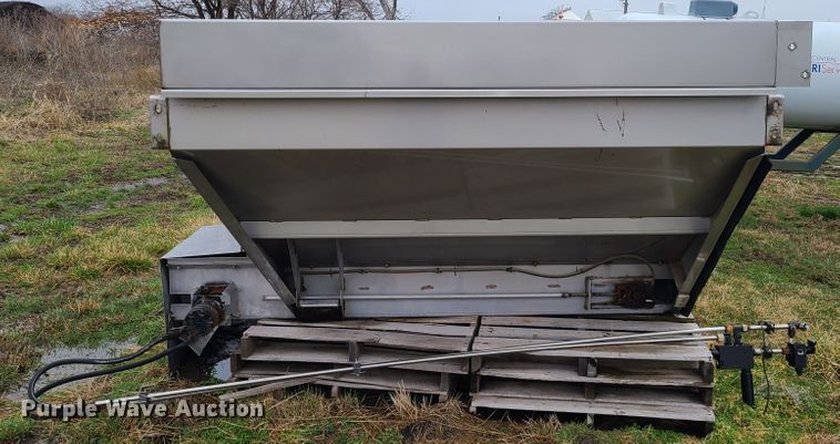 image for item IQ9049 New Leader MultApplier L4000G4 applicator bed