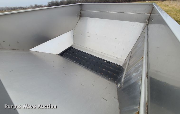 image for item IQ9049 New Leader MultApplier L4000G4 applicator bed