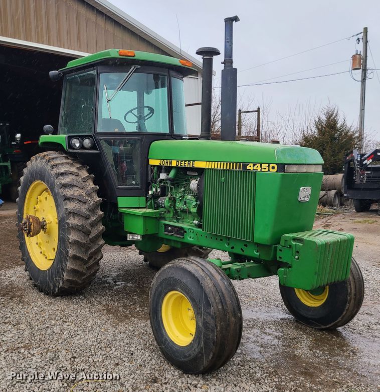 image for item IQ9065 1985 John Deere 4450  tractor