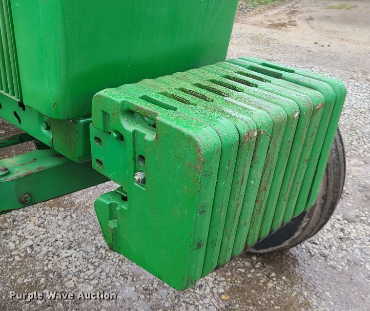 image for item IQ9065 1985 John Deere 4450  tractor