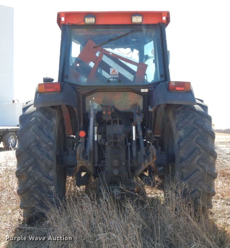 image for item IX9334 1993 AGCO Allis 8630  tractor