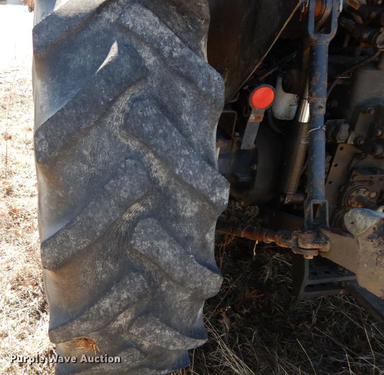 image for item IX9334 1993 AGCO Allis 8630  tractor