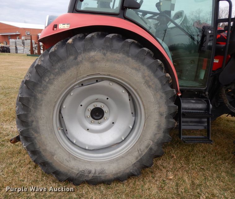 image for item IX9347 2015 Mahindra 105P  MFWD tractor