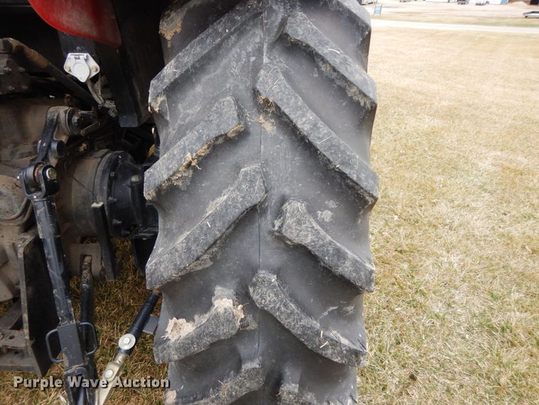 image for item IX9347 2015 Mahindra 105P  MFWD tractor