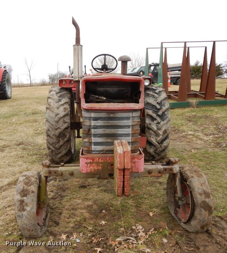 image for item IX9349 Massey Ferguson 180  tractor