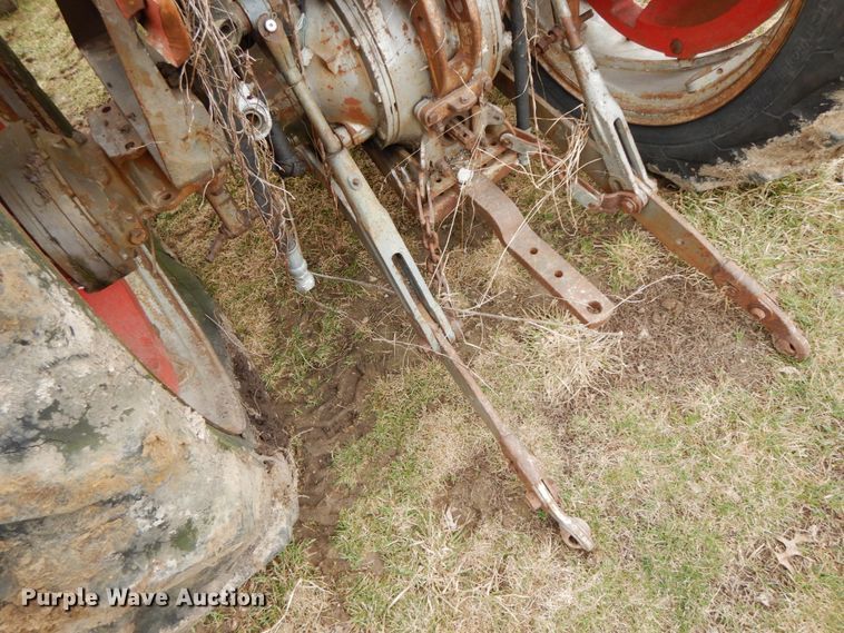 image for item IX9349 Massey Ferguson 180  tractor