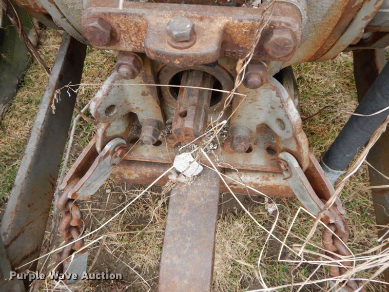 image for item IX9349 Massey Ferguson 180  tractor