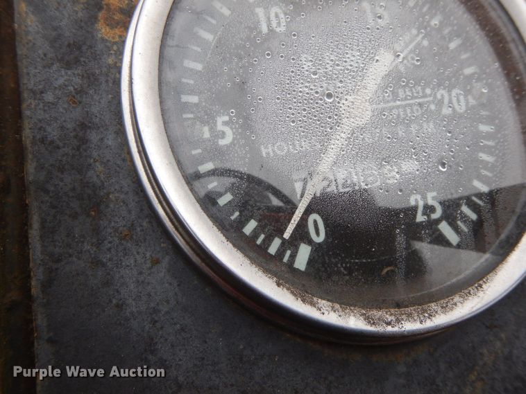 image for item IX9349 Massey Ferguson 180  tractor