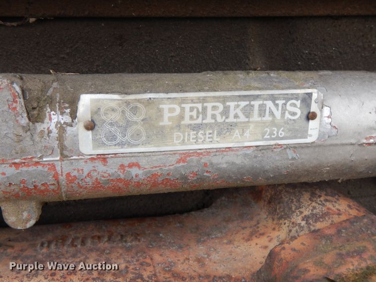 image for item IX9349 Massey Ferguson 180  tractor