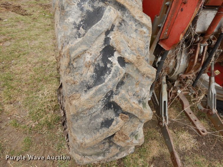 image for item IX9349 Massey Ferguson 180  tractor