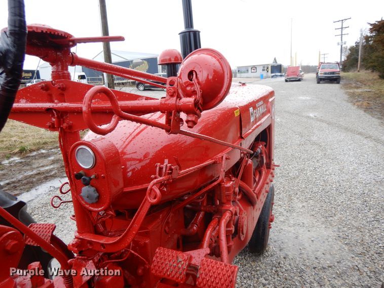 image for item IX9355 International Super M  tractor