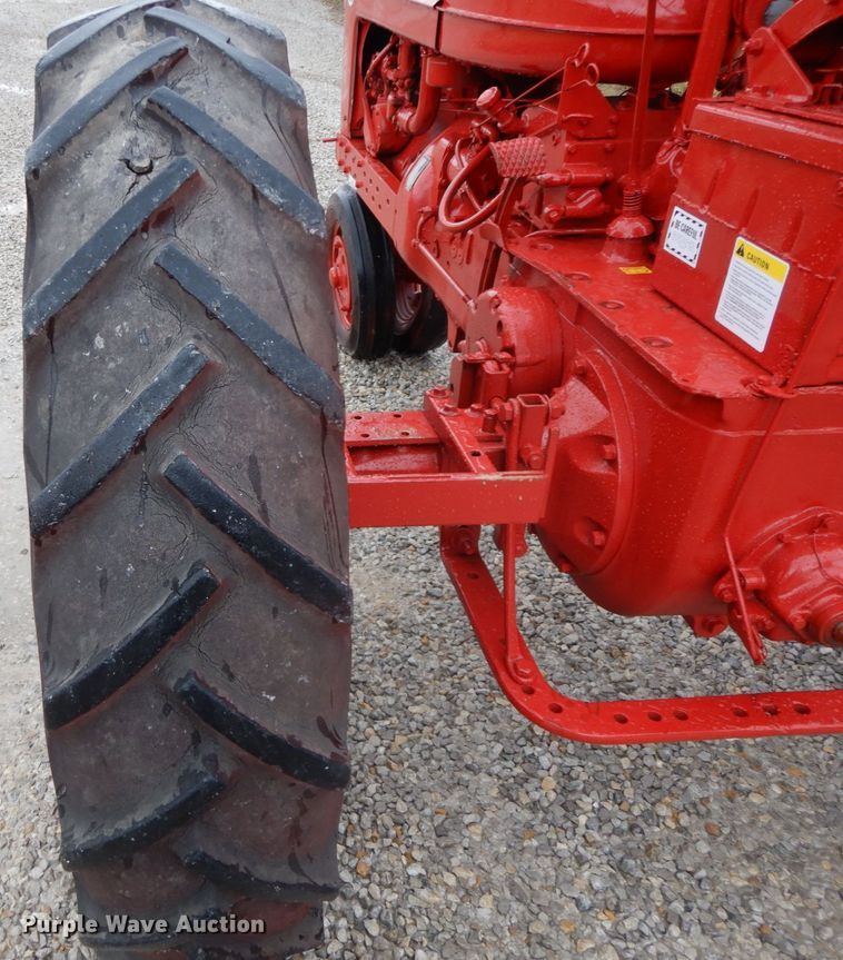 image for item IX9355 International Super M  tractor