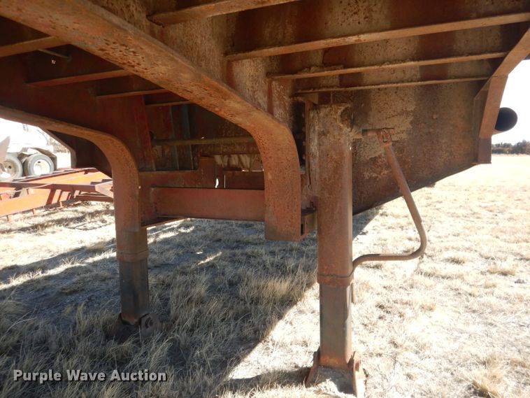 image for item DG4678 1973 Transcraft EDTH 11-240-64  drop deck trailer