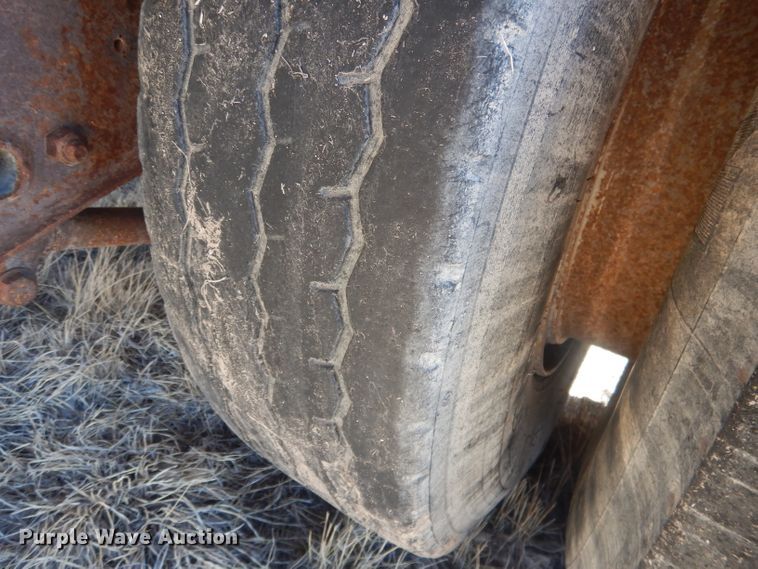 image for item DG4678 1973 Transcraft EDTH 11-240-64  drop deck trailer