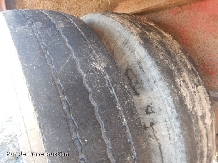 image for item DG4678 1973 Transcraft EDTH 11-240-64  drop deck trailer