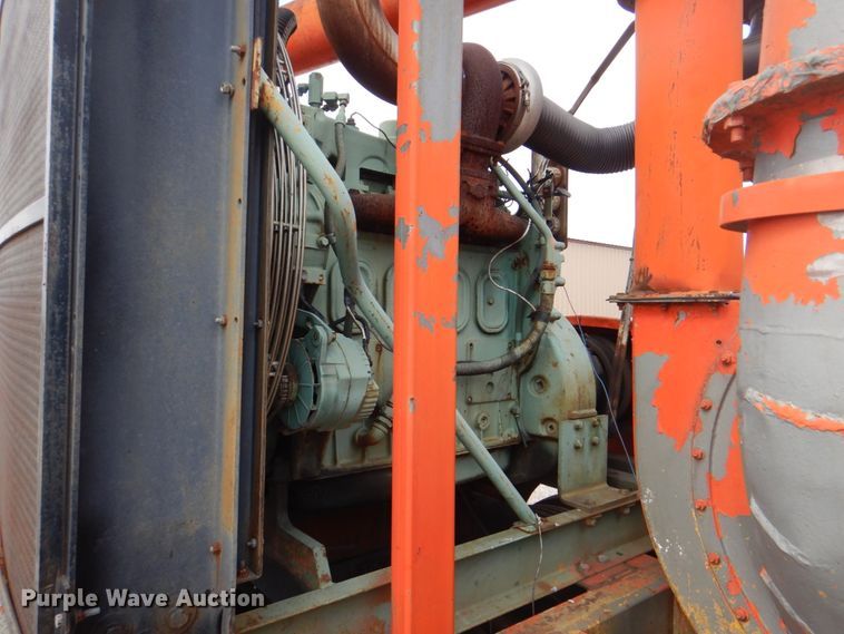 image for item DH5465 1987 Ford L8000  grain vacuum truck