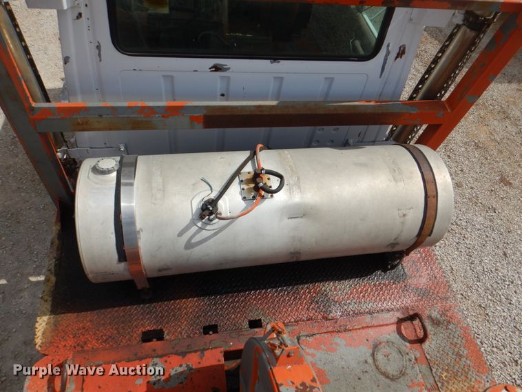 image for item DH5465 1987 Ford L8000  grain vacuum truck