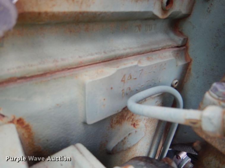 image for item DH5465 1987 Ford L8000  grain vacuum truck