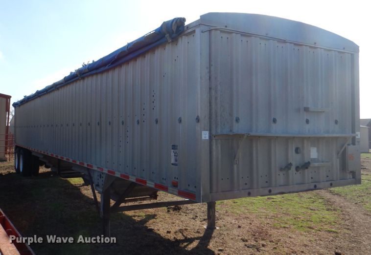 image for item DH5470 1984 Wilson AGH-700  grain trailer