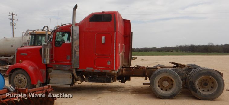 image for item DH5476 1996 Kenworth W900L  semi truck