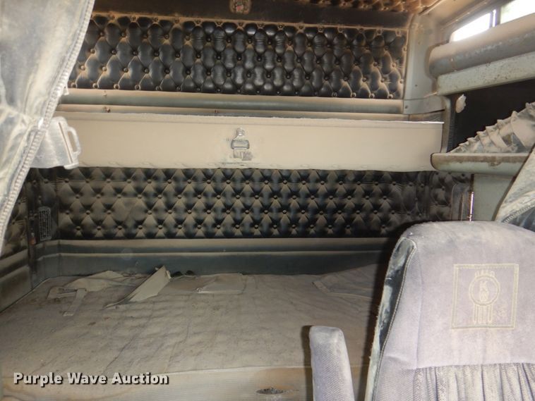 image for item DH5476 1996 Kenworth W900L  semi truck