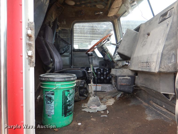 image for item DH5476 1996 Kenworth W900L  semi truck