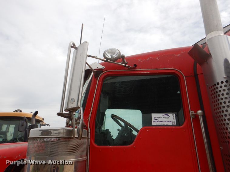 image for item DH5476 1996 Kenworth W900L  semi truck