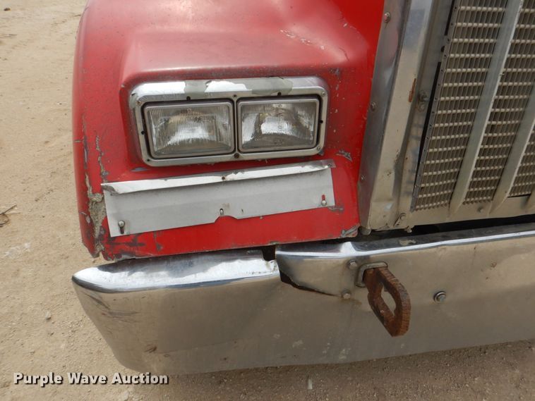 image for item DH5476 1996 Kenworth W900L  semi truck