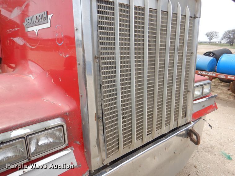 image for item DH5476 1996 Kenworth W900L  semi truck