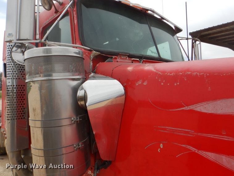 image for item DH5476 1996 Kenworth W900L  semi truck