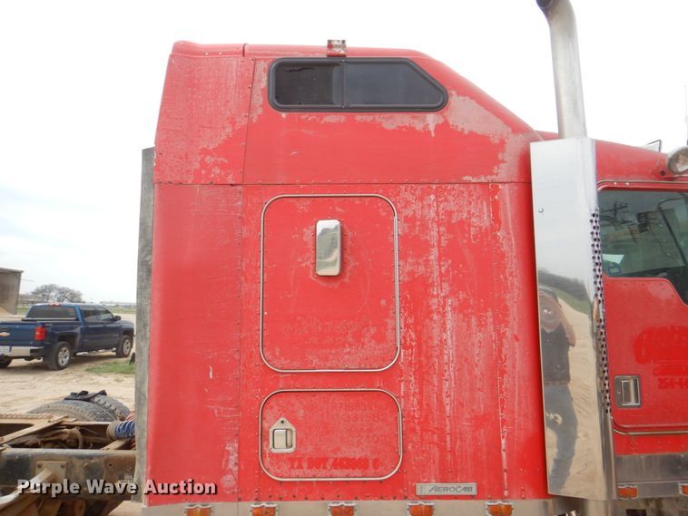 image for item DH5476 1996 Kenworth W900L  semi truck