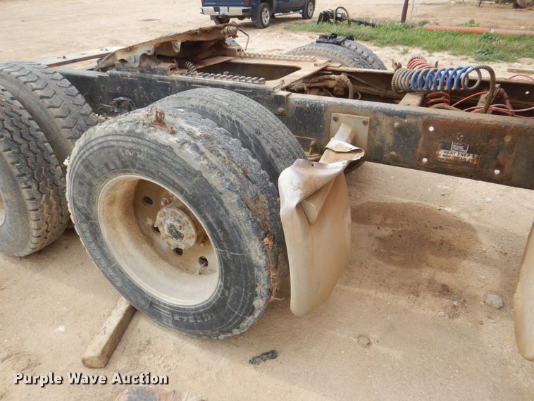 image for item DH5476 1996 Kenworth W900L  semi truck