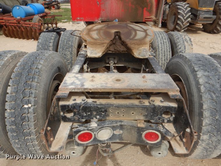 image for item DH5476 1996 Kenworth W900L  semi truck