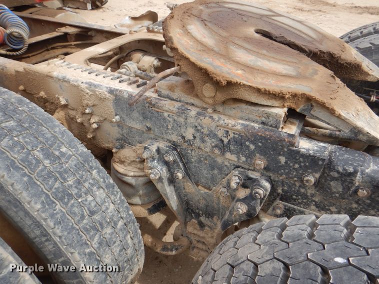 image for item DH5476 1996 Kenworth W900L  semi truck