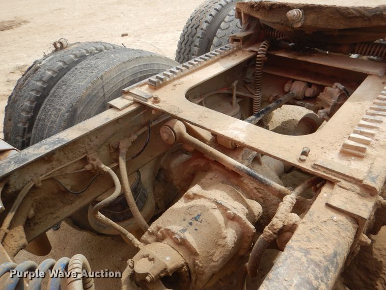 image for item DH5476 1996 Kenworth W900L  semi truck