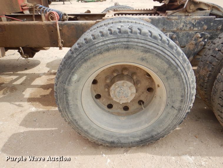 image for item DH5476 1996 Kenworth W900L  semi truck