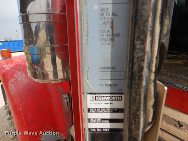 image for item DH5476 1996 Kenworth W900L  semi truck