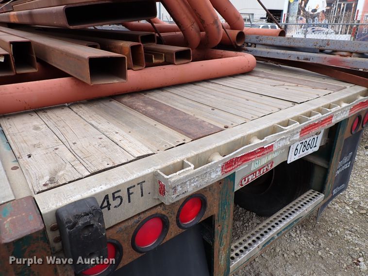 image for item DJ0078 1991 Utility FS2CHAE287 flatbed trailer