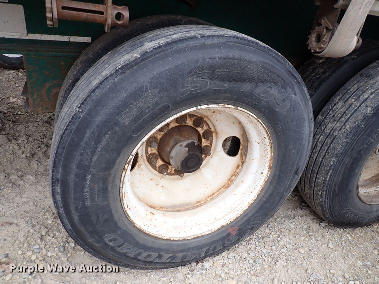 image for item DJ0078 1991 Utility FS2CHAE287 flatbed trailer