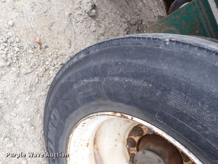 image for item DJ0078 1991 Utility FS2CHAE287 flatbed trailer