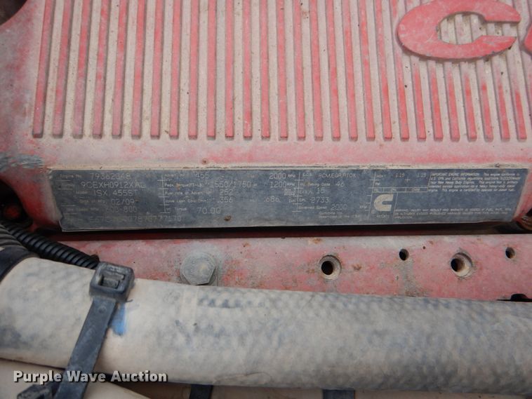 image for item DJ0763 2010 Peterbilt 387  semi truck