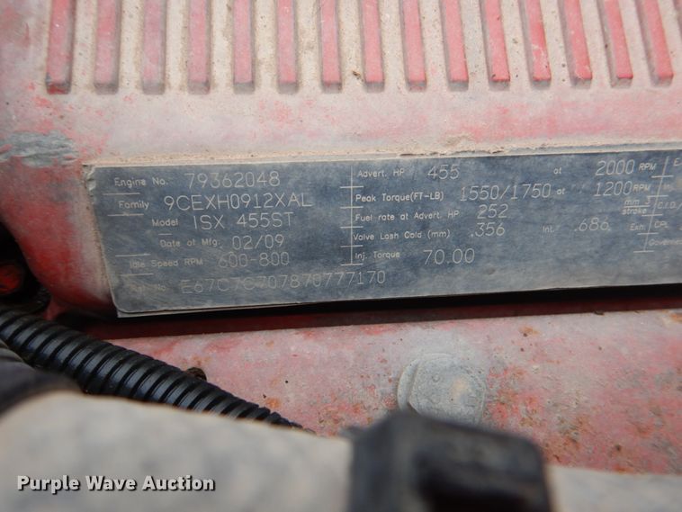 image for item DJ0763 2010 Peterbilt 387  semi truck