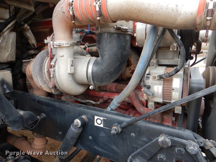 image for item DJ0763 2010 Peterbilt 387  semi truck