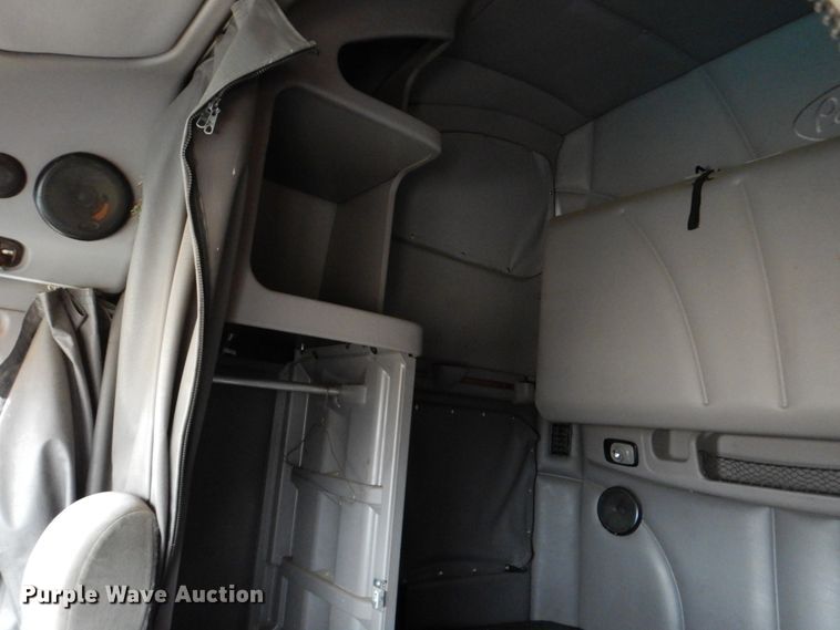 image for item DJ0763 2010 Peterbilt 387  semi truck