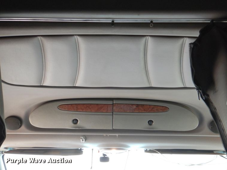 image for item DJ0763 2010 Peterbilt 387  semi truck