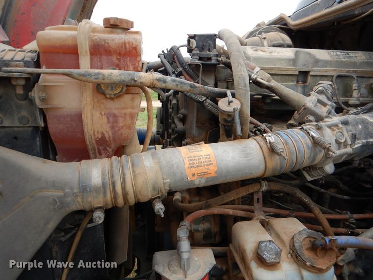 image for item DJ0765 2008 Freightliner Columbia  semi truck