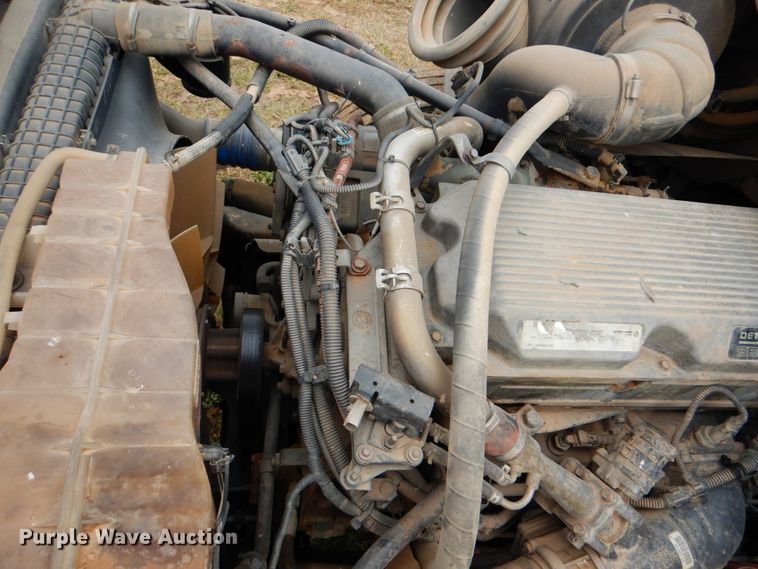 image for item DJ0765 2008 Freightliner Columbia  semi truck