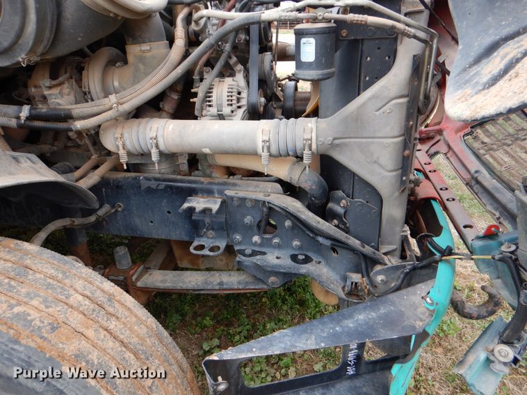 image for item DJ0765 2008 Freightliner Columbia  semi truck