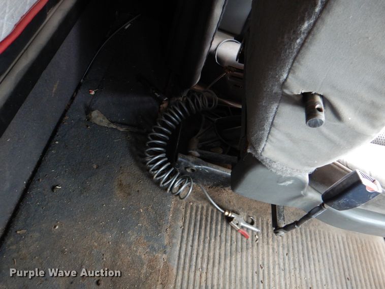 image for item DJ0765 2008 Freightliner Columbia  semi truck