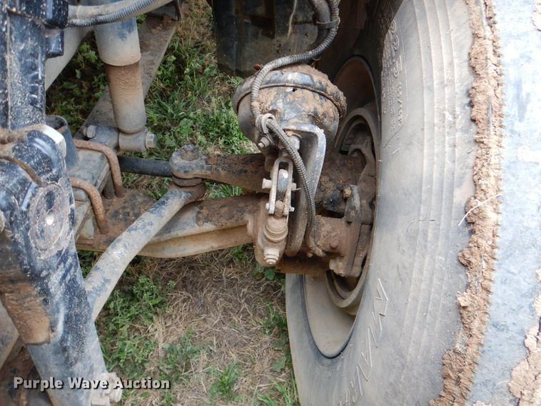 image for item DJ0765 2008 Freightliner Columbia  semi truck